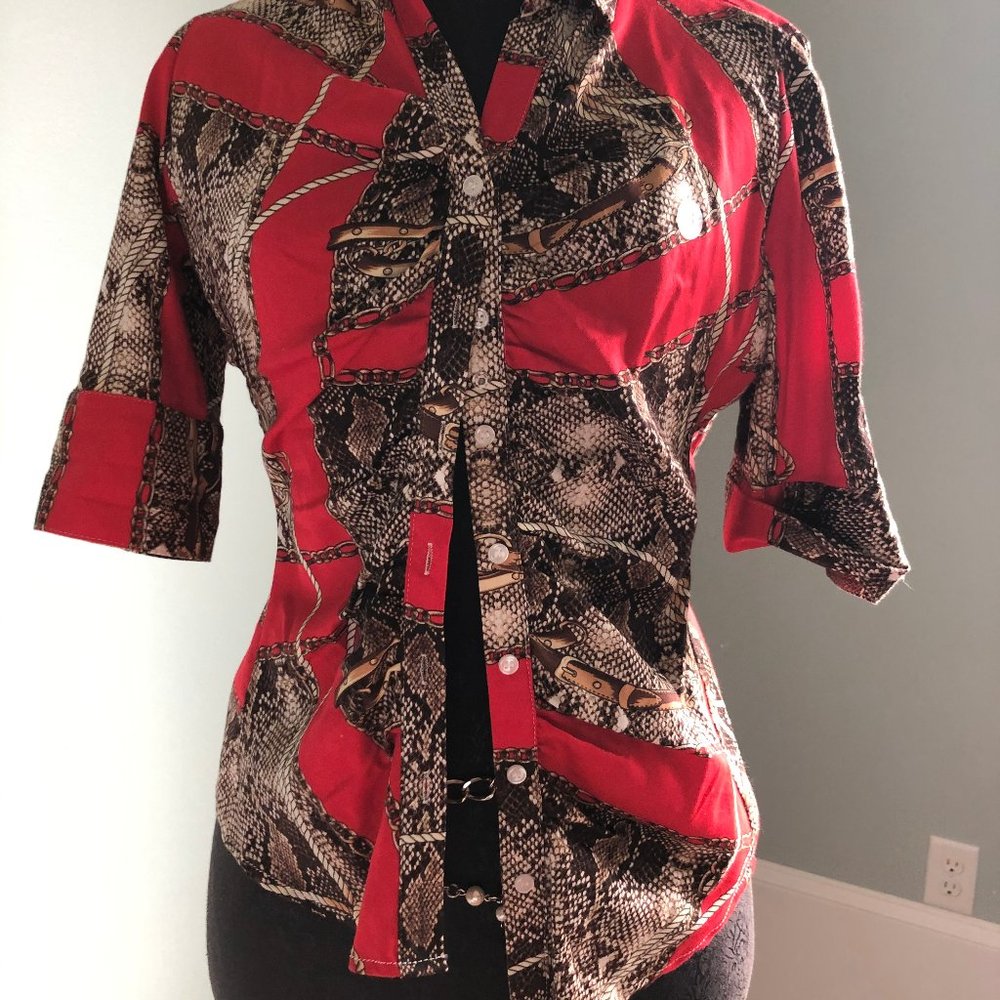 Beautiful red blouse - Picture 3 of 4